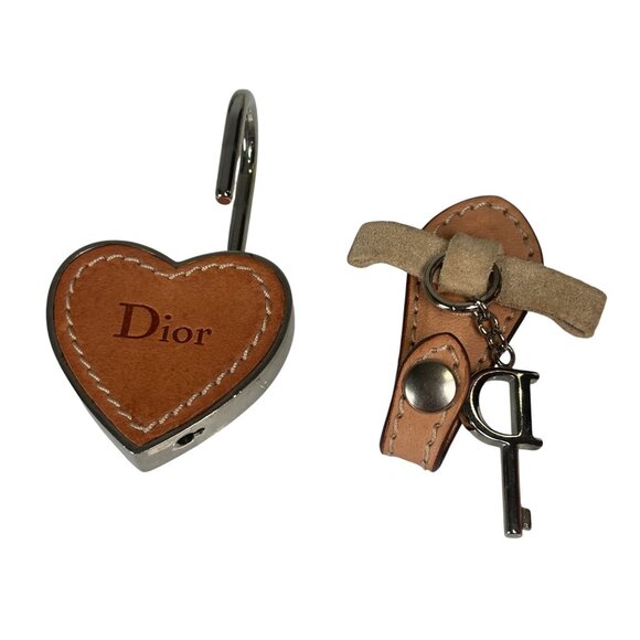 Dior Romantique Pad Lock and Key Set - Picture 2 of 8